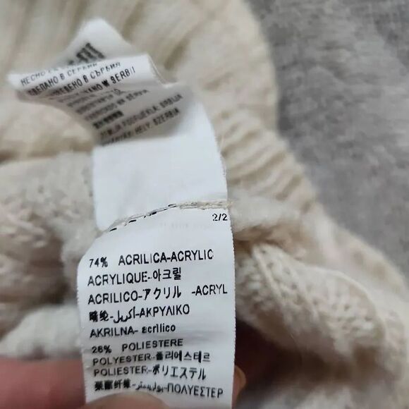 United Colors of Benetton Girls Size 8/9 Ivory Circle Knit Sweater - Picture 6 of 6